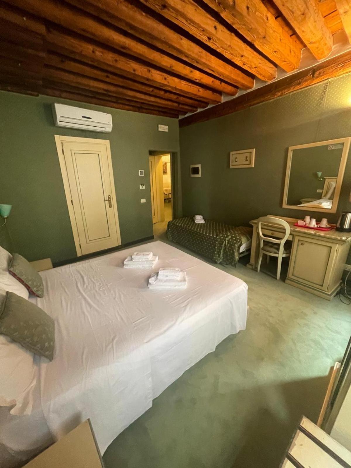 Locanda Ruga Rialto Venedik Dış mekan fotoğraf